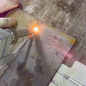 How does handheld laser welder work